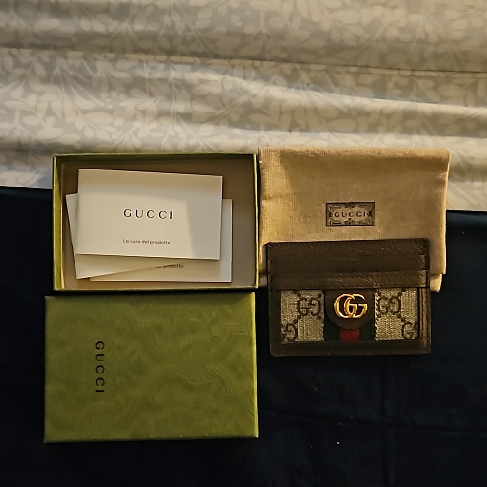 Gucci card holder